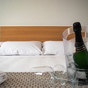 Ferrari Rooms & Apartments